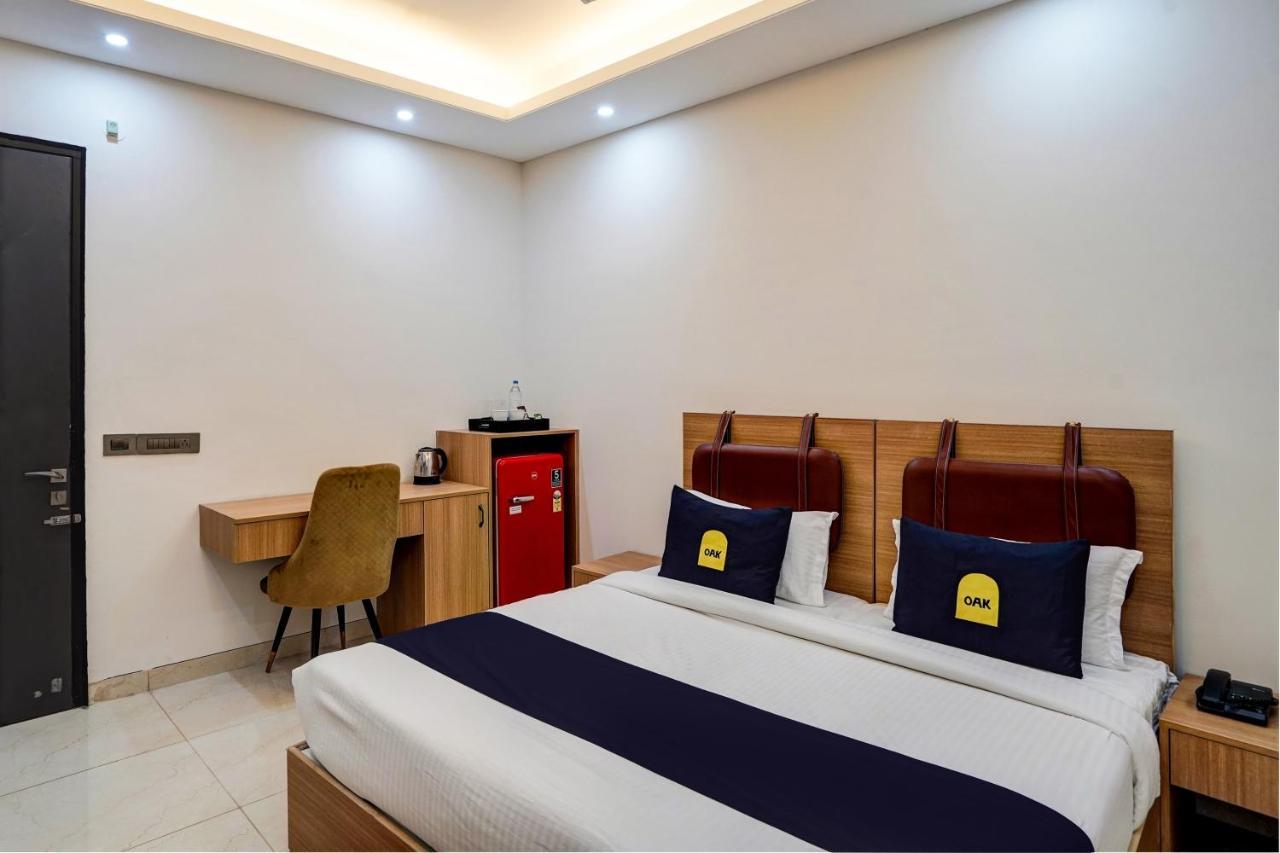 Hotel O Parkinn คูร์เคาน์ ภายนอก รูปภาพ