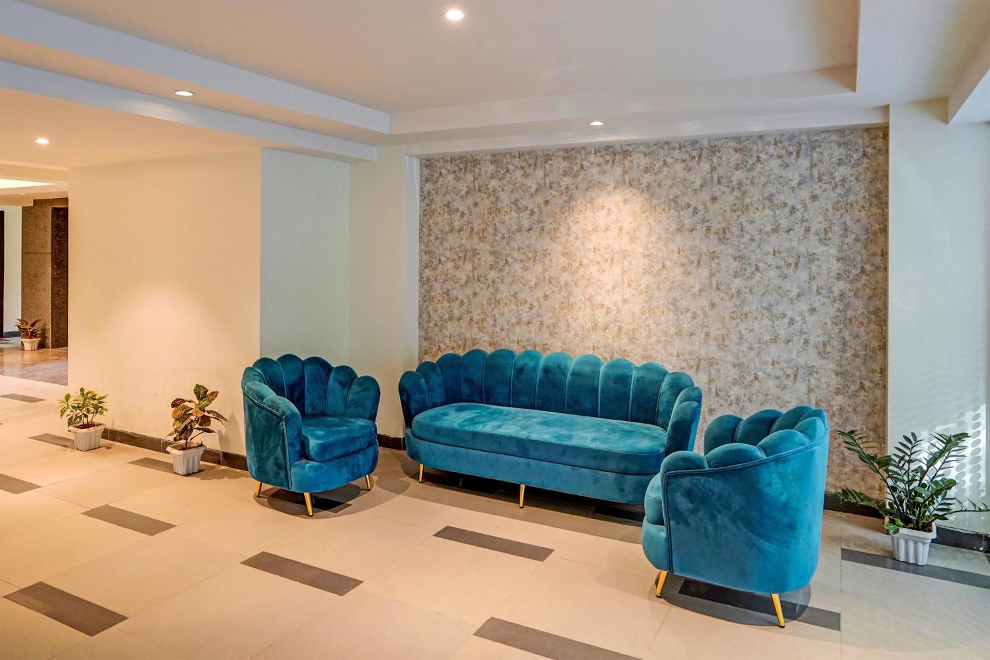 Hotel O Parkinn คูร์เคาน์ ภายนอก รูปภาพ