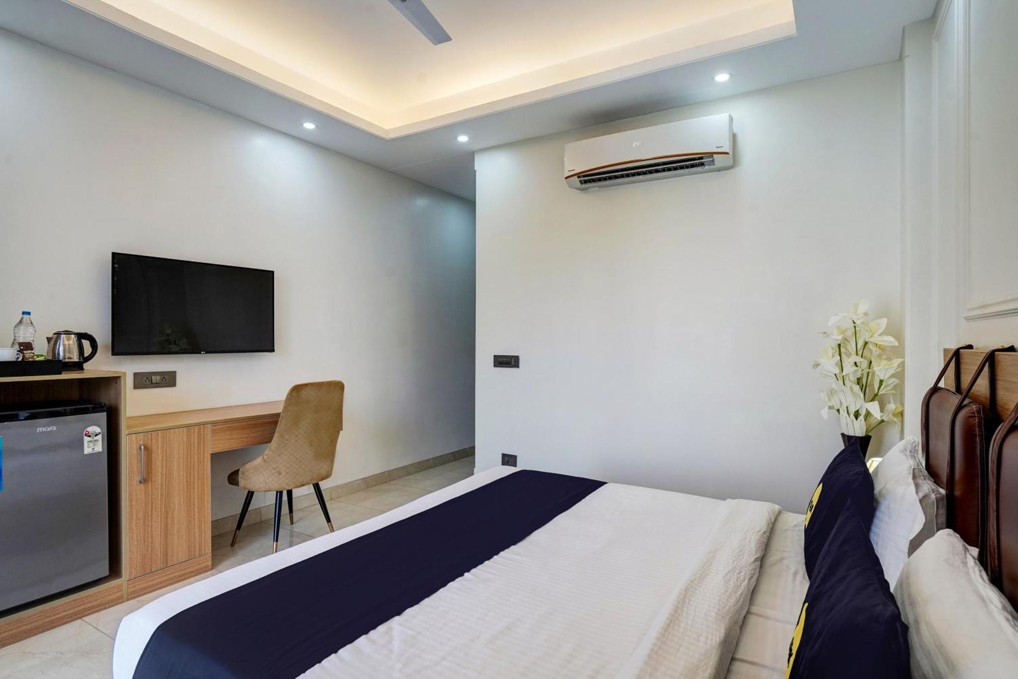 Hotel O Parkinn คูร์เคาน์ ภายนอก รูปภาพ